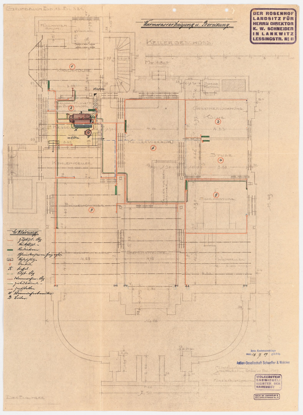 Schwarze und weiße architektonische Zeichnung des Rosenhof-Krankenhauses in Hamburg, Deutschland, die detaillierte Layout-Planung mit zahlreichen Drähten, Zimmern, Fluren und Textanmerkungen zeigt.