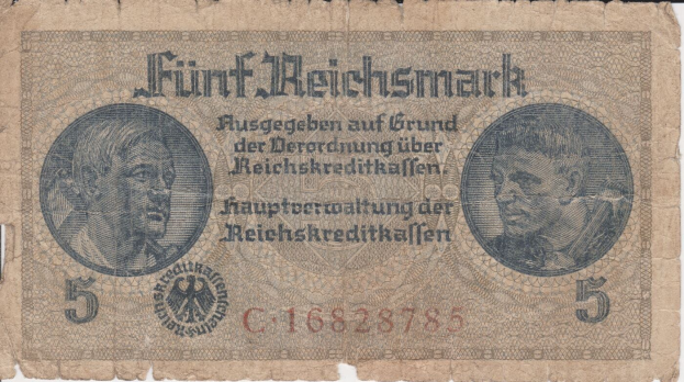 Alte deutsche 5 Reichsmark-Banknote mit einem Männerporträt, ausgegeben in Deutschland.