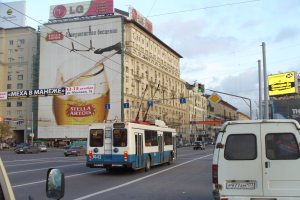 Erhöhung der Taxipreise und Einführung einer Mindestgebühr für Autovermietungsdienste genehmigt