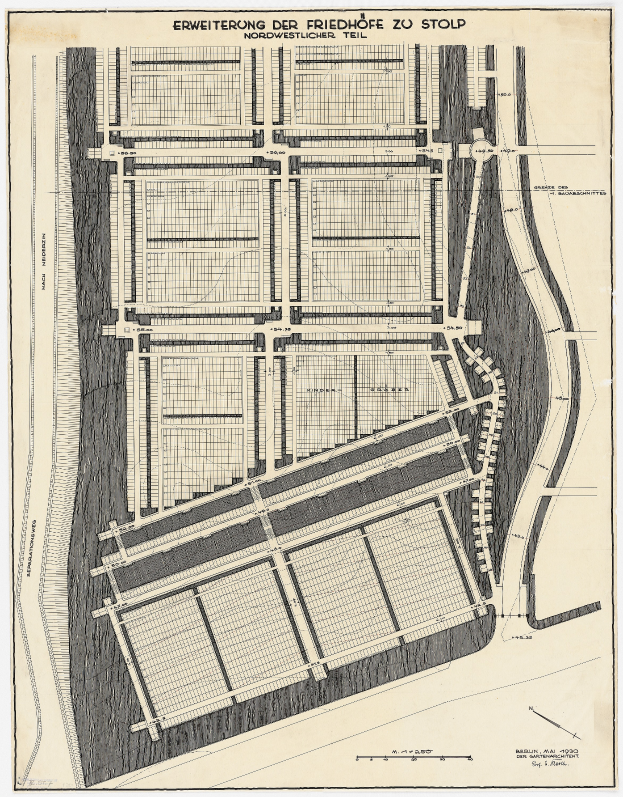 Ein altes Stadtplan von einer Stadt mit vielen Gebäuden und einem Stadtplan, mit Text zur Stadtplanung.