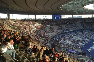 Borussia Mönchengladbach vs. Viktoria Anrath         Über 3.000 Fans feierten das Freundschaftsspiel