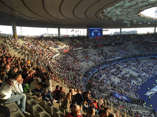 Borussia Mönchengladbach vs. Viktoria Anrath         Über 3.000 Fans feierten das Freundschaftsspiel