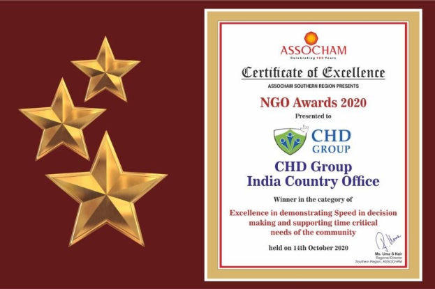 Exzellenzzertifikat für die NGO Awards 2020, mit dem Text "Chd Group India Country Office" und einem Schild-Logo mit einem zentralen Stern und einem Lorbeerkranz, gekennzeichnet durch drei Sterne auf der linken Seite.